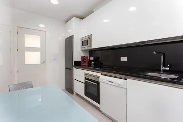 Mtr - Marbella Temporary Rent 3 Bedrooms Av Del Mar