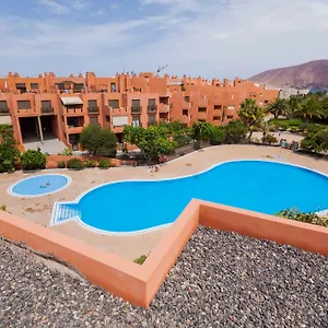 https://luxury-apartment-sotavent-iii.tenerifehoteles.net