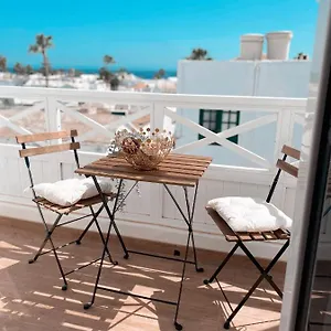 https://bengala-puerto-del-carmen.in-canary-islands.com